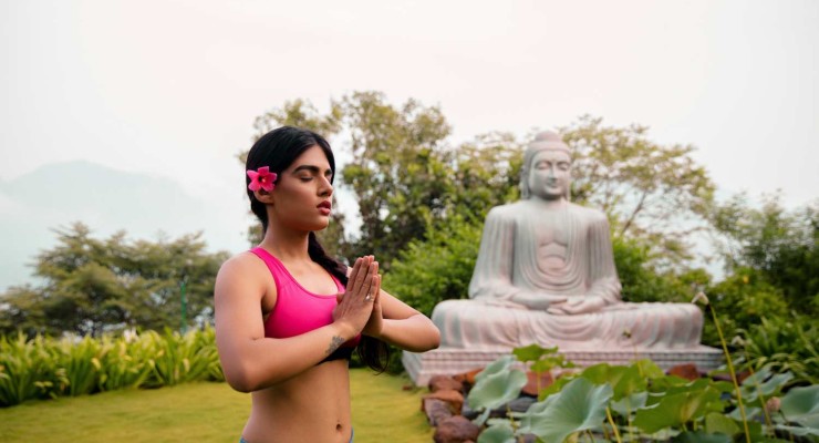 Yoga at Buddha_2 Atmanam
